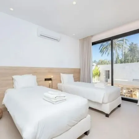 Unula Puerto Banus Apartment